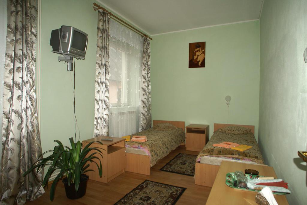 Europa Hotel Rakhiv Ruang foto